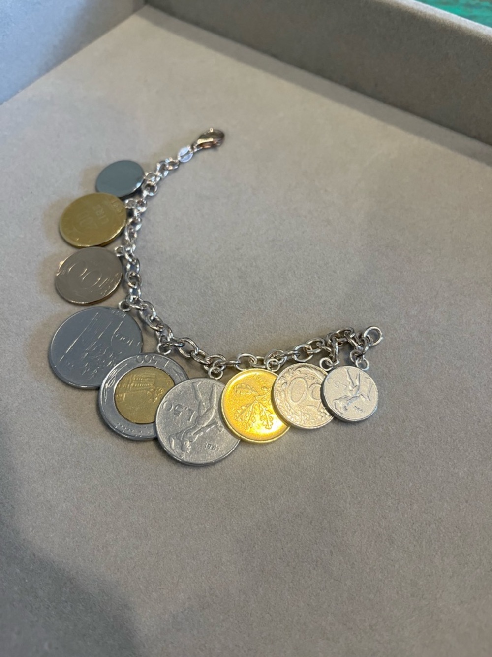14k Gold and Silver Italian Lira Coin Charm Bracelet 8” - Picture 6 of 8